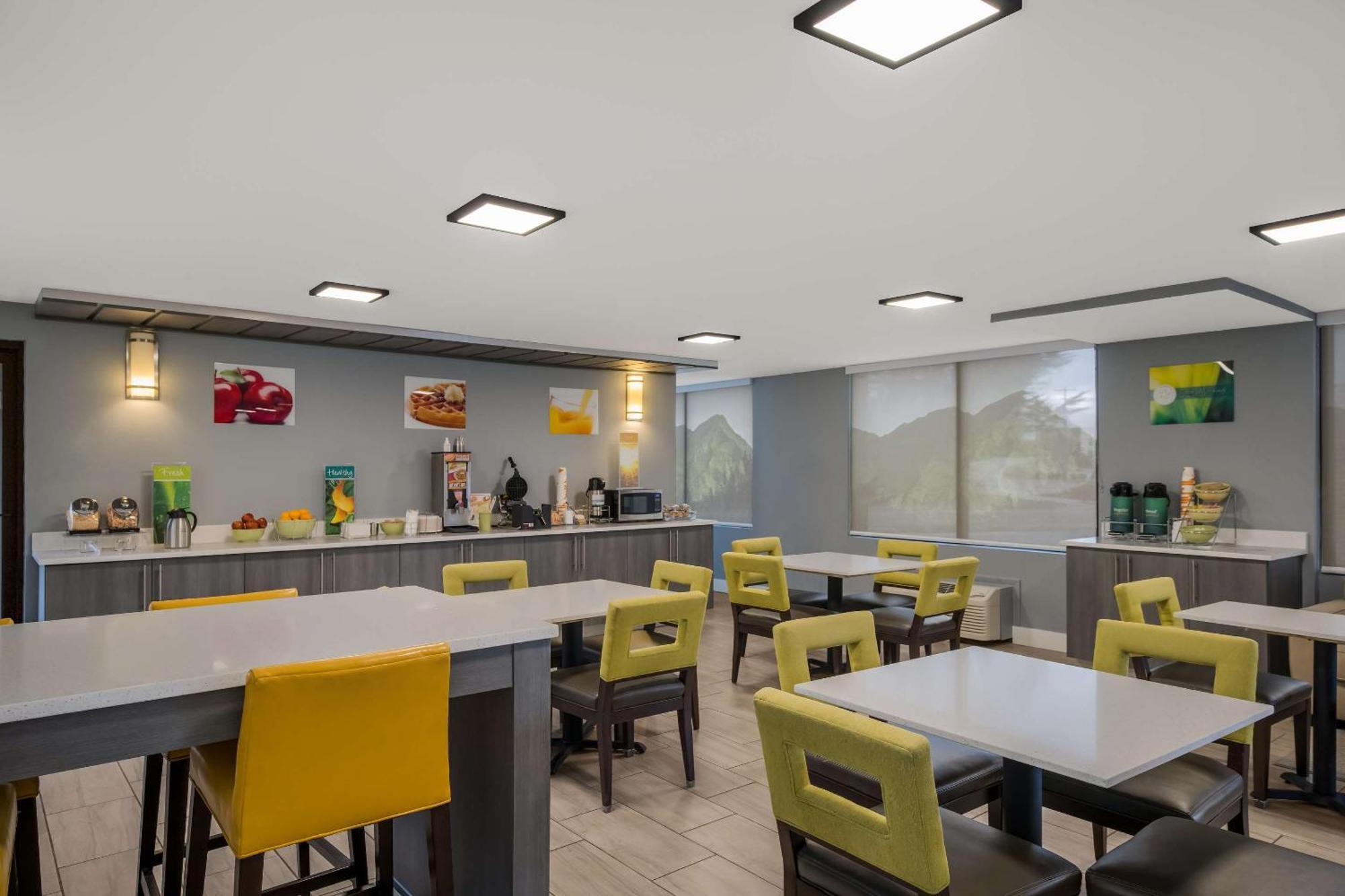 Quality Inn Asheville Airport Fletcher Bagian luar foto