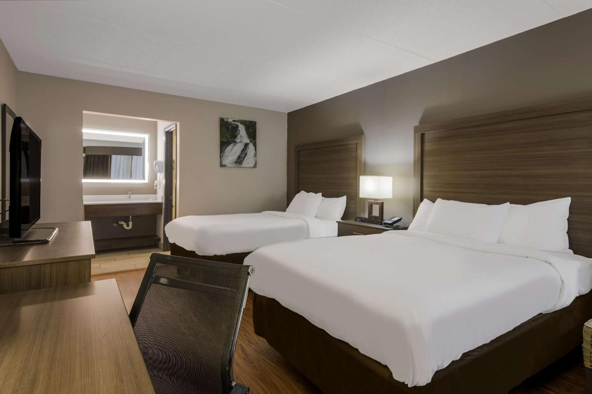 Quality Inn Asheville Airport Fletcher Bagian luar foto