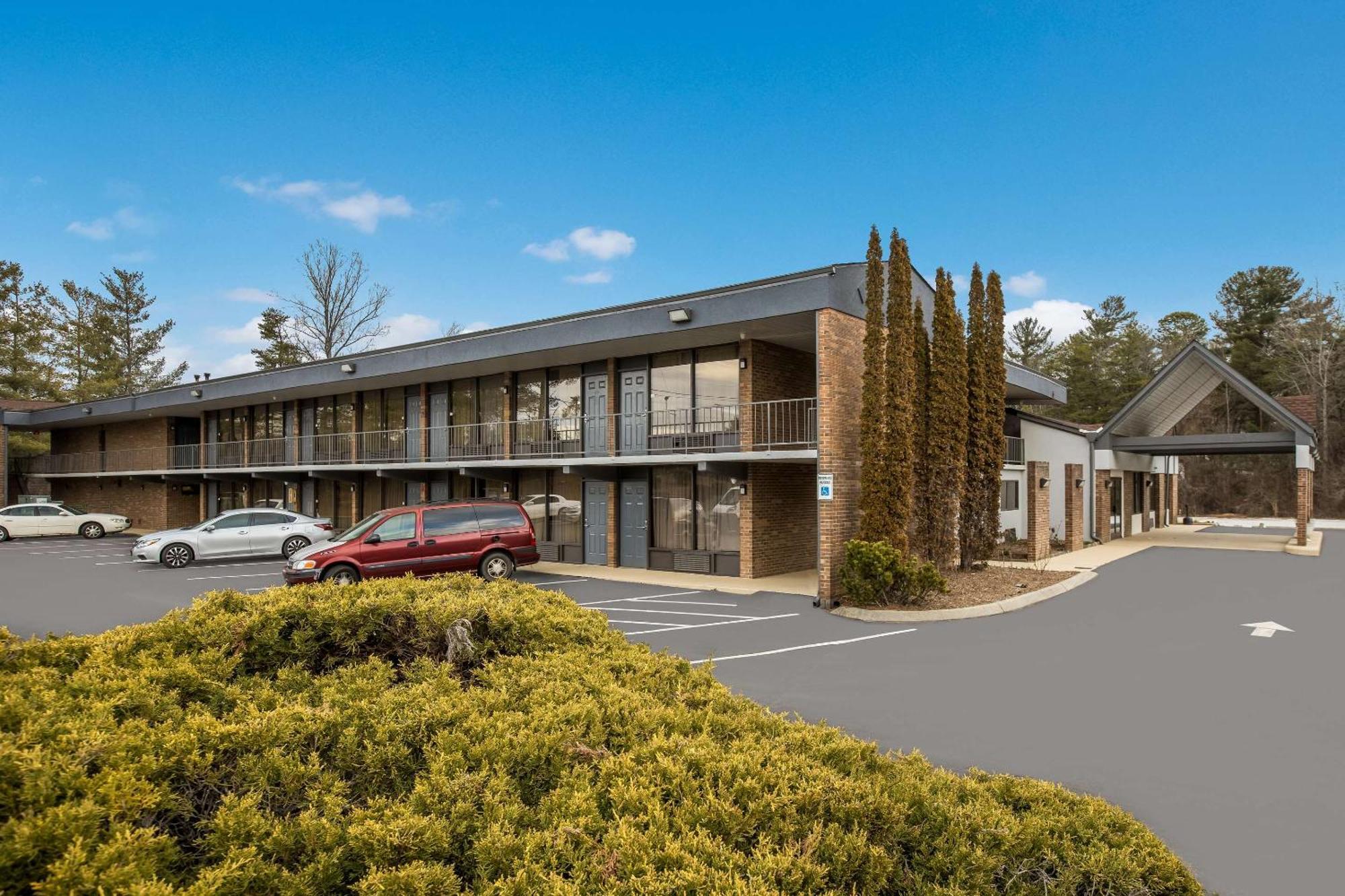 Quality Inn Asheville Airport Fletcher Bagian luar foto
